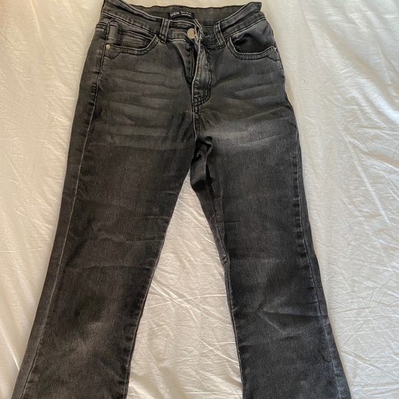 Jean évasé SHEIN - Picture 1 of 2